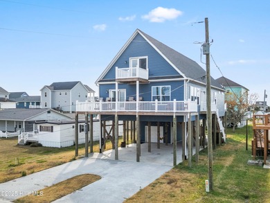 Beach Home For Sale in Surf City, North Carolina