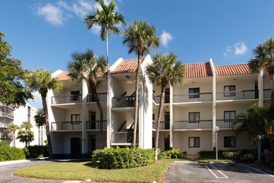 Beach Condo Sale Pending in West Palm Beach, Florida