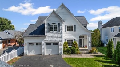 Beach Home Active Under Contract in Fort Gratiot, Michigan