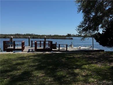 Beach Home For Sale in Crystal River, Florida