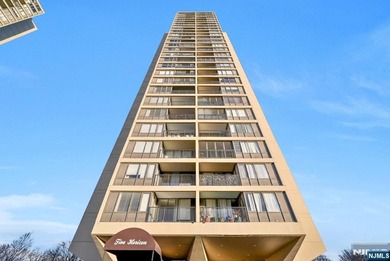 Beach Other For Sale in Fort Lee, New Jersey