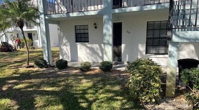 Beach Condo For Sale in Englewood, Florida