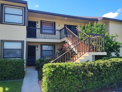 Beach Condo For Sale in Lake Worth, Florida