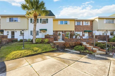 Beach Townhome/Townhouse For Sale in Venice, Florida