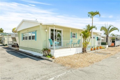 Beach Home For Sale in Longboat Key, Florida