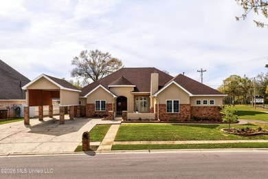 Beach Home For Sale in D Iberville, Mississippi