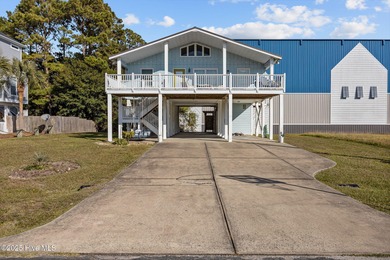 Beach Home For Sale in Ocean Isle Beach, North Carolina