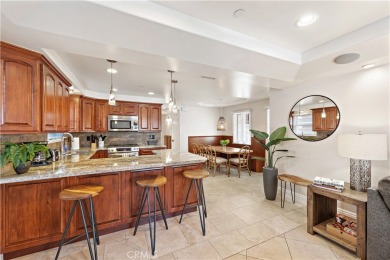 Beach Condo For Sale in Newport Beach, California