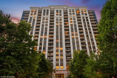 Beach Condo Active Under Contract in Chicago, Illinois