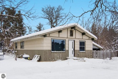 Beach Home Sale Pending in Traverse City, Michigan