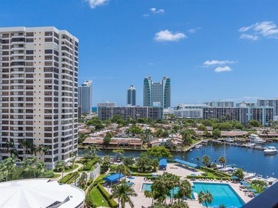 Beach Condo For Sale in Hallandale Beach, Florida