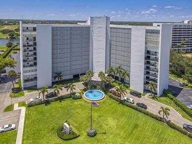 Beach Condo For Sale in North Palm Beach, Florida