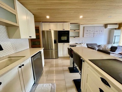 Beach Condo For Sale in Mont-Tremblant, 