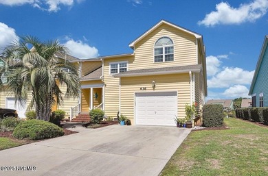 Beach Townhome/Townhouse For Sale in Kure Beach, North Carolina