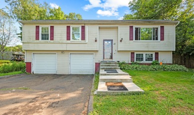 Beach Home Sale Pending in New Haven, Connecticut