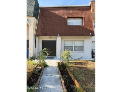 Beach Townhome/Townhouse For Sale in Jacksonville, Florida