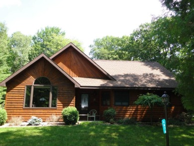Beach Home For Sale in Oscoda, Michigan