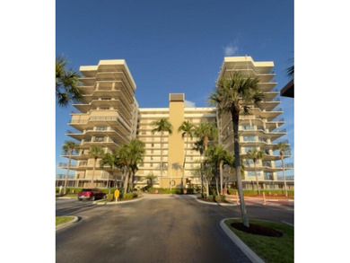 Beach Condo For Sale in Jensen Beach, Florida