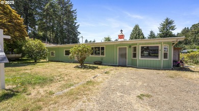 Beach Home For Sale in Florence, Oregon