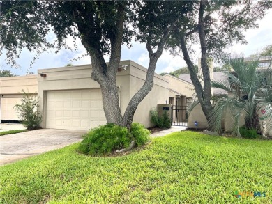 Beach Townhome/Townhouse For Sale in Rockport, Texas