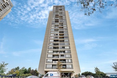 Beach Other For Sale in Fort Lee, New Jersey