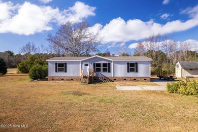 Beach Home For Sale in Jarvisburg, North Carolina