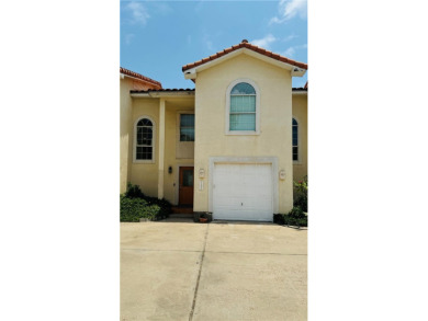 Beach Townhome/Townhouse For Sale in Corpus Christi, Texas