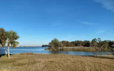 Beach Lot For Sale in Biloxi, Mississippi