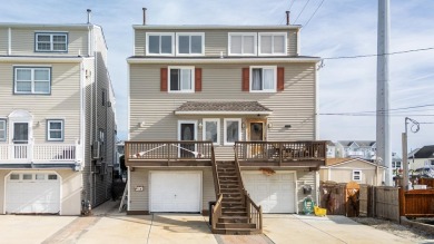 Beach Townhome/Townhouse For Sale in Wildwood, New Jersey