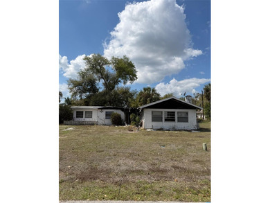 Beach Home For Sale in Punta Gorda, Florida