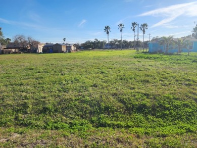 Beach Lot For Sale in Rockport, Texas