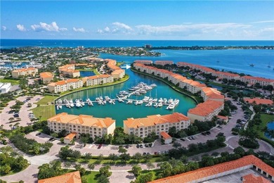 Beach Condo For Sale in Hutchinson Island, Florida