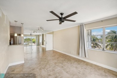 Beach Condo For Sale in Oakland Park, Florida