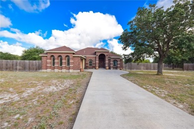 Beach Home For Sale in Aransas Pass, Texas