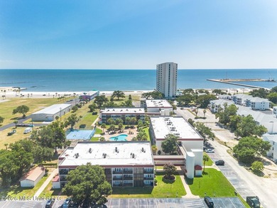 Beach Condo For Sale in Biloxi, Mississippi