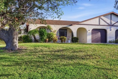 Beach Condo For Sale in Englewood, Florida