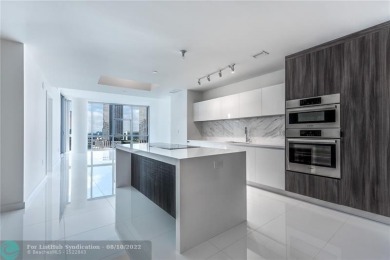 Beach Condo For Sale in Miami, Florida