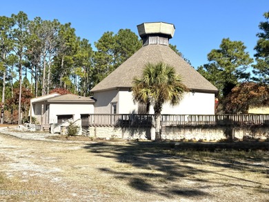 Beach Home For Sale in Newport, North Carolina