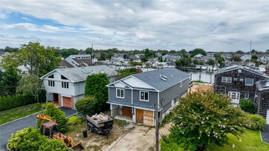 Beach Home For Sale in Lindenhurst, New York