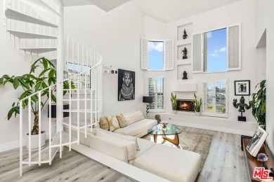 Beach Condo For Sale in Pacific Palisades, California