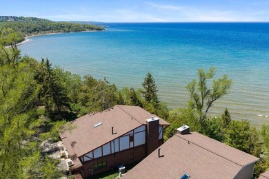 Beach Condo For Sale in Petoskey, Michigan