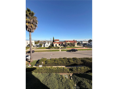 Beach Townhome/Townhouse For Sale in San Pedro, California
