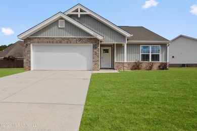 Beach Home Sale Pending in Gulfport, Mississippi