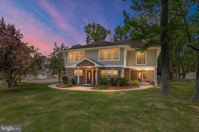 Beach Home For Sale in Edgewater, Maryland