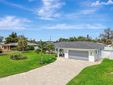 Beach Home Sale Pending in Venice, Florida