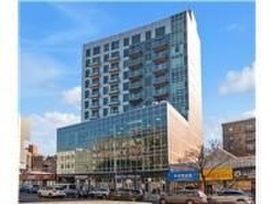 Beach Condo For Sale in Flushing, New York