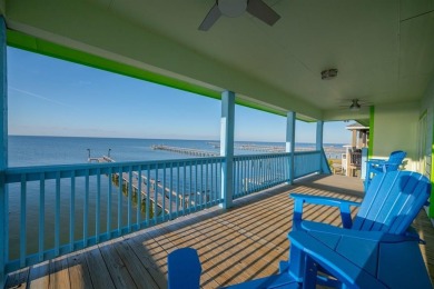 Beach Home For Sale in Rockport, Texas