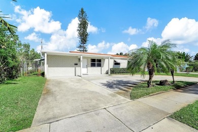 Beach Home Active Under Contract in Deerfield Beach, Florida