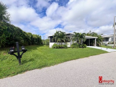 Beach Home For Sale in Sarasota, Florida