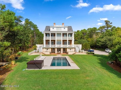Beach Home For Sale in Newport, North Carolina